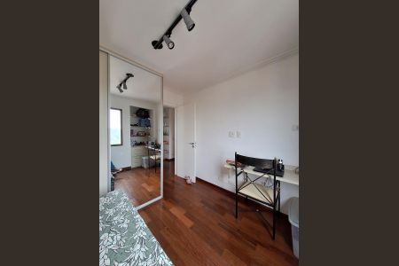 Apartamento à venda com 93m², 3 quartos e 1 vagaQuarto 2
