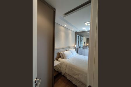 Apartamento à venda com 132m², 3 quartos e 2 vagasSuíte 