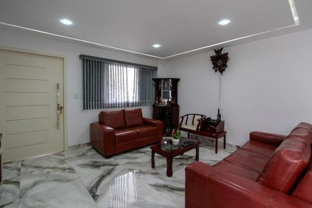 Casa de condomínio à venda com 250m², 5 quartos e 7 vagas