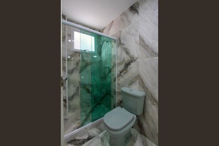 Casa de condomínio à venda com 250m², 5 quartos e 7 vagas