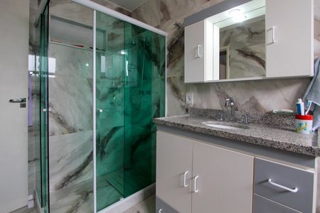 Casa de condomínio à venda com 250m², 5 quartos e 7 vagas