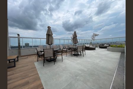 Apartamento para alugar com 79m², 3 quartos e 1 vagaÁrea comum - Piscina