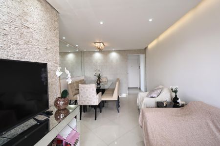 Apartamento à venda com 70m², 3 quartos e 1 vagaSala