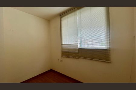 Apartamento à venda com 78m², 3 quartos e 2 vagasquarto 