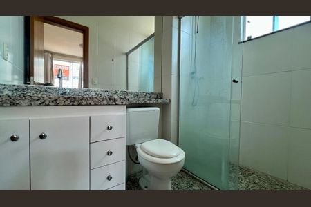 Apartamento à venda com 78m², 3 quartos e 2 vagasbanho