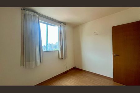 Apartamento à venda com 78m², 3 quartos e 2 vagasquarto 