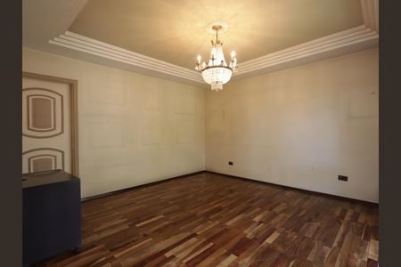 Casa à venda com 734m², 5 quartos e 4 vagasSala de Jantar