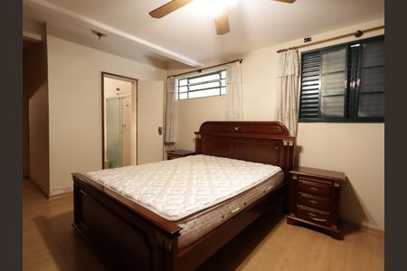 Casa à venda com 734m², 5 quartos e 4 vagasQuarto de Visita