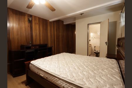 Casa à venda com 734m², 5 quartos e 4 vagasQuarto de Visita