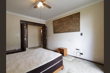 Casa à venda com 734m², 5 quartos e 4 vagasSuíte