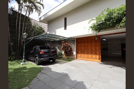 Casa à venda com 734m², 5 quartos e 4 vagasGaragem