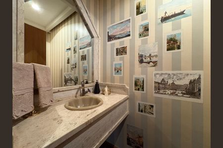 Apartamento à venda com 230m², 3 quartos e 1 vagaLavabo