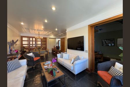 Apartamento à venda com 230m², 3 quartos e 1 vagaSala