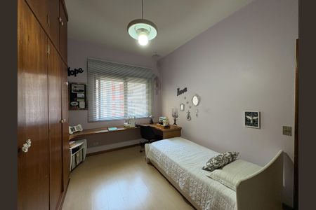 Apartamento à venda com 230m², 3 quartos e 1 vagaQuarto 2