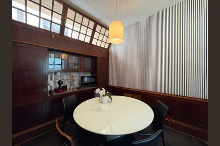 Apartamento à venda com 230m², 3 quartos e 1 vagaCopa