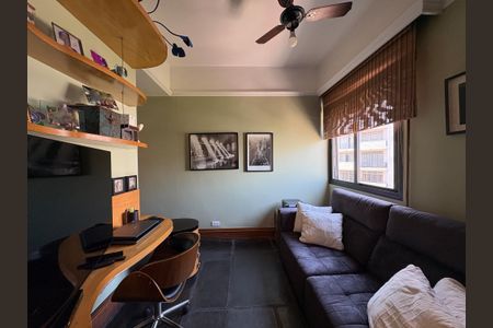 Apartamento à venda com 230m², 3 quartos e 1 vagaEscritório