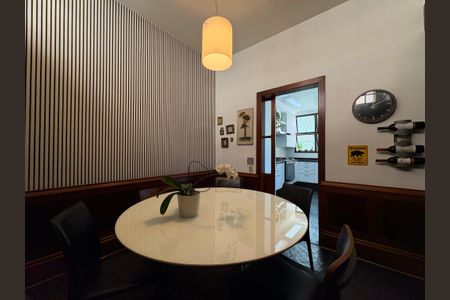 Apartamento à venda com 230m², 3 quartos e 1 vagaCopa