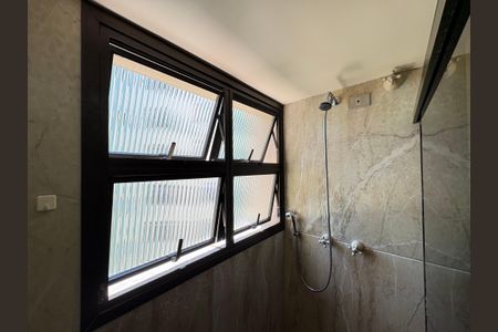 Apartamento à venda com 230m², 3 quartos e 1 vagaBanheiro