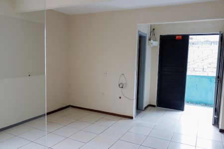 Sala de casa para alugar com 1 quarto, 58m² em Padroeira, Osasco