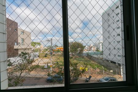 Apartamento para alugar com 97m², 3 quartos e 2 vagas Apartamento para alugar com 97m², 3 quartos e 2 vagasVista Quarto 2