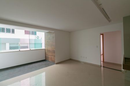 Apartamento para alugar com 97m², 3 quartos e 2 vagas Apartamento para alugar com 97m², 3 quartos e 2 vagasSala
