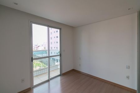 Apartamento para alugar com 97m², 3 quartos e 2 vagas Apartamento para alugar com 97m², 3 quartos e 2 vagasSuíte