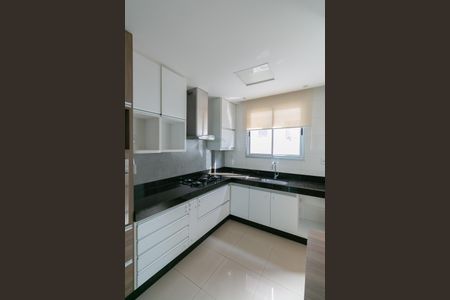 Apartamento para alugar com 97m², 3 quartos e 2 vagas Apartamento para alugar com 97m², 3 quartos e 2 vagasCozinha