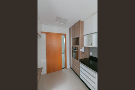 Apartamento para alugar com 97m², 3 quartos e 2 vagas Apartamento para alugar com 97m², 3 quartos e 2 vagasCozinha