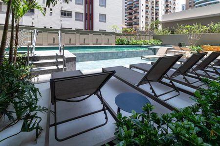 Studio à venda com 25m², 1 quarto e sem vagaÁrea comum - Piscina