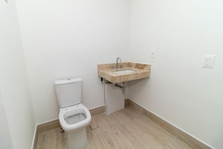 Banheiro de kitnet/studio à venda com 1 quarto, 25m² em Pompeia, São Paulo