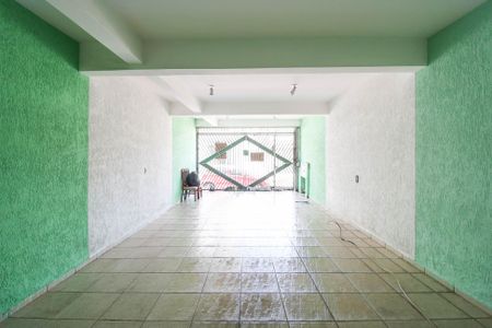 Casa para alugar com 150m², 2 quartos e 3 vagas Casa para alugar com 150m², 2 quartos e 3 vagasGaragem