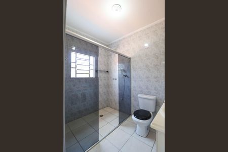 Casa para alugar com 150m², 2 quartos e 3 vagas Casa para alugar com 150m², 2 quartos e 3 vagasBanheiro da Suíte