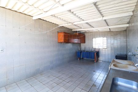 Casa para alugar com 150m², 2 quartos e 3 vagas Casa para alugar com 150m², 2 quartos e 3 vagasÁrea de Serviço