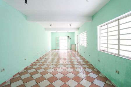 Casa para alugar com 150m², 2 quartos e 3 vagas Casa para alugar com 150m², 2 quartos e 3 vagasGaragem