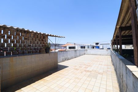 Casa para alugar com 150m², 2 quartos e 3 vagas Casa para alugar com 150m², 2 quartos e 3 vagasÁrea Externa