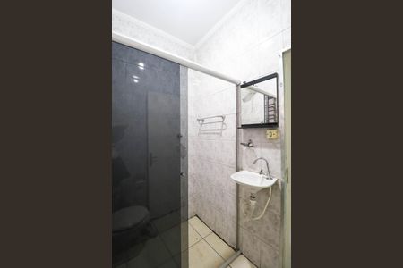 Casa para alugar com 150m², 2 quartos e 3 vagas Casa para alugar com 150m², 2 quartos e 3 vagasBanheiro Social