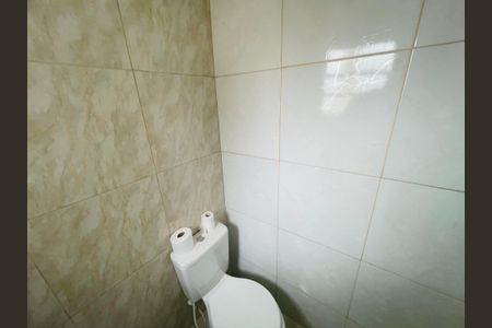 Casa à venda com 220m², 7 quartos e 2 vagas Casa à venda com 220m², 7 quartos e 2 vagasBanheiro 1