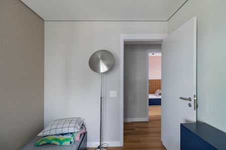 Apartamento à venda com 180m², 4 quartos e 2 vagas Apartamento à venda com 180m², 4 quartos e 2 vagasQuarto 1