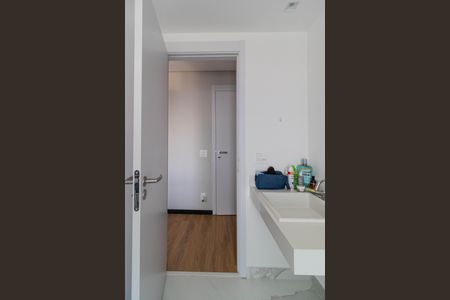 Apartamento à venda com 180m², 4 quartos e 2 vagas Apartamento à venda com 180m², 4 quartos e 2 vagasBanheiro da Suíte 2