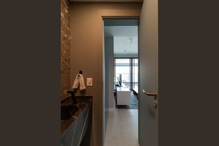 Apartamento à venda com 180m², 4 quartos e 2 vagas Apartamento à venda com 180m², 4 quartos e 2 vagasLavabo