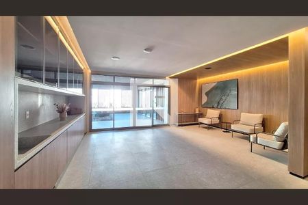 Apartamento à venda com 180m², 4 quartos e 2 vagas Apartamento à venda com 180m², 4 quartos e 2 vagasHall social