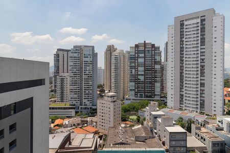 Apartamento à venda com 180m², 4 quartos e 2 vagas Apartamento à venda com 180m², 4 quartos e 2 vagasVaranda da Suíte 3