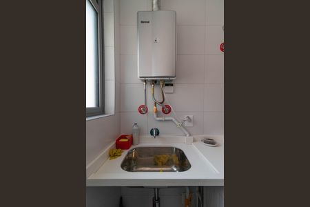 Apartamento à venda com 180m², 4 quartos e 2 vagas Apartamento à venda com 180m², 4 quartos e 2 vagasÁrea de Serviço