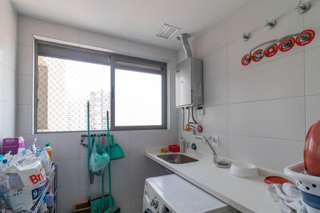 Apartamento à venda com 180m², 4 quartos e 2 vagas Apartamento à venda com 180m², 4 quartos e 2 vagasÁrea de Serviço