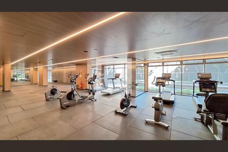 Apartamento à venda com 180m², 4 quartos e 2 vagas Apartamento à venda com 180m², 4 quartos e 2 vagasÁrea comum - Academia