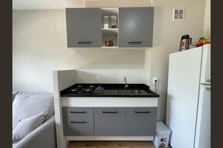Apartamento à venda com 27m², 1 quarto e sem vagaCozinha e Área de Serviço