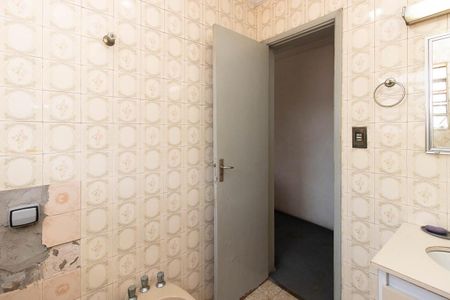 Casa à venda com 170m², 3 quartos e 2 vagas Casa à venda com 170m², 3 quartos e 2 vagasBanheiro da Suíte