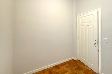 Apartamento para alugar com 110m², 3 quartos e sem vagaQuarto 1