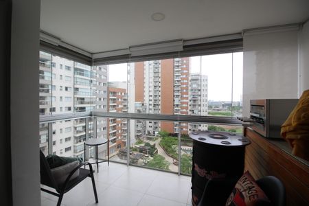 Varanda de apartamento à venda com 2 quartos, 74m² em Barra da Tijuca, Rio de Janeiro