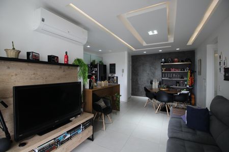 Sala de apartamento à venda com 2 quartos, 74m² em Barra da Tijuca, Rio de Janeiro
